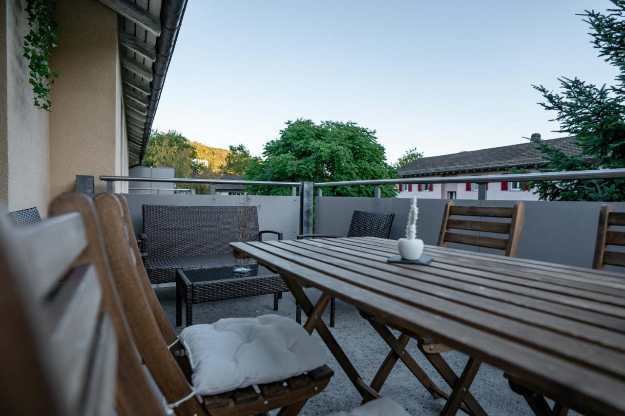 Moderne Wohnung Mit Parkplatz - Top Floor Ostermundigen Dış mekan fotoğraf